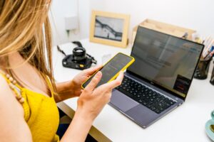 Jak wylogować się z Zalando na telefonie i komputerze? Instrukcja krok po kroku