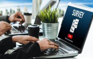 Formularz ankiety online dotyczący modnego gromadzenia informacji cyfrowych w sieci internetowej