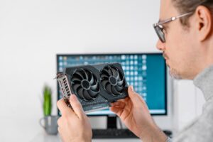 RealTemp i HWMonitor – jak monitorować temperatury CPU i GPU?